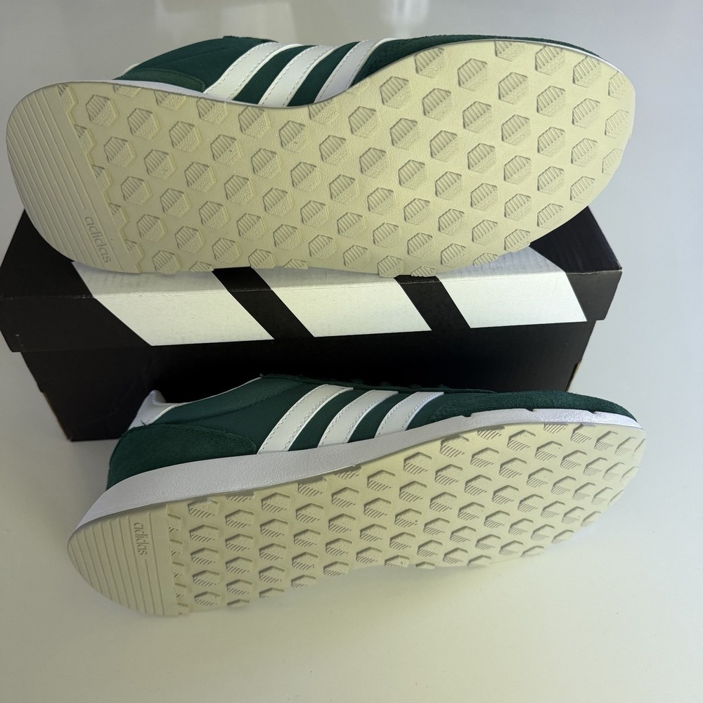 NEW Adidas Run 60s, Men's 8, Green/White HO0354 - Picture 6 of 7